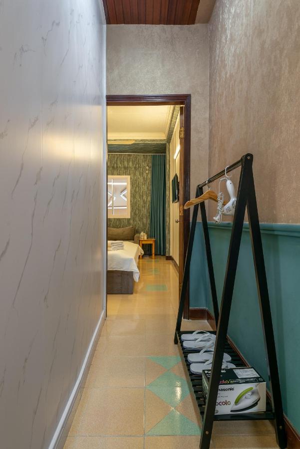 Cozrum Homes - Delightful Corner 2 Ho Chi Minh-staden Exteriör bild