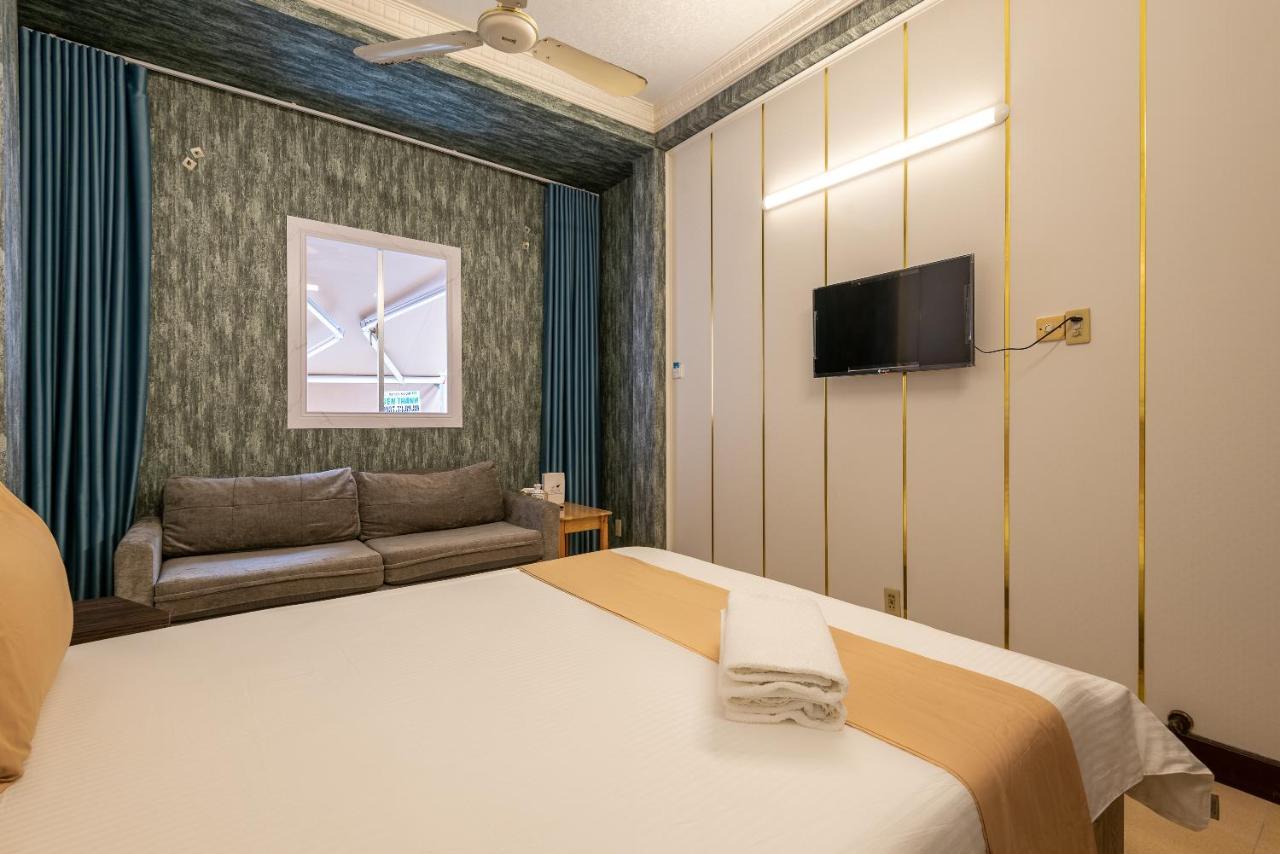 Cozrum Homes - Delightful Corner 2 Ho Chi Minh-staden Exteriör bild