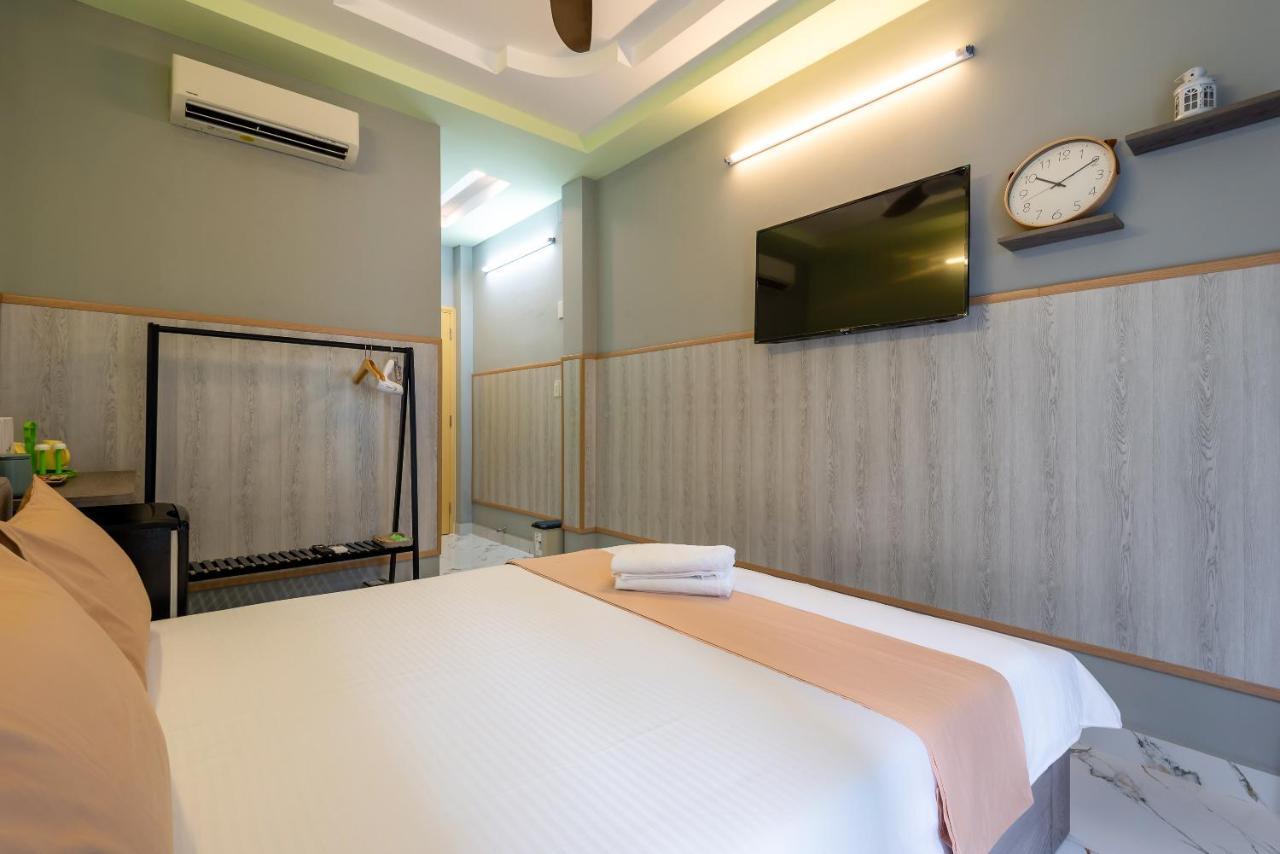 Cozrum Homes - Delightful Corner 2 Ho Chi Minh-staden Exteriör bild