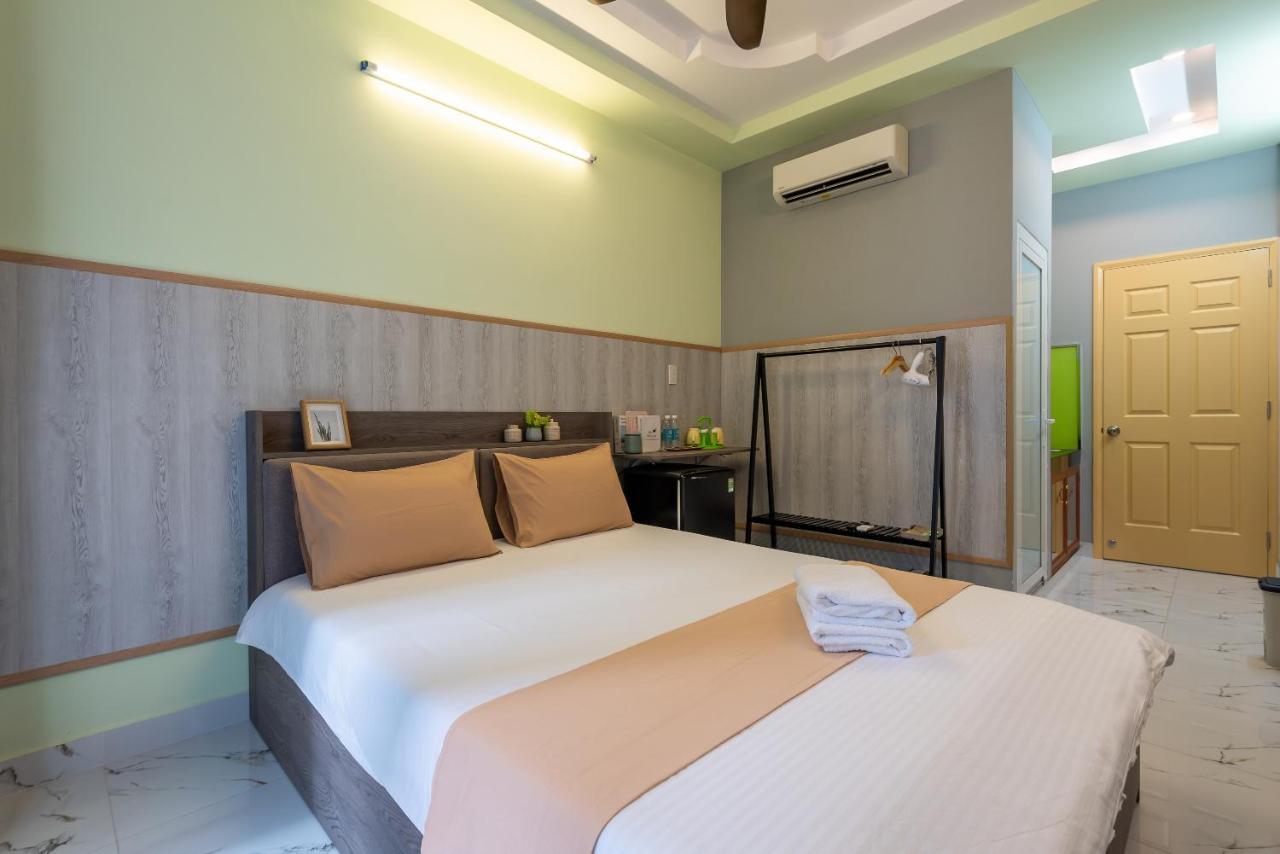 Cozrum Homes - Delightful Corner 2 Ho Chi Minh-staden Exteriör bild