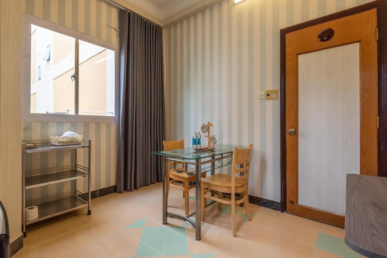 Cozrum Homes - Delightful Corner 2 Ho Chi Minh-staden Exteriör bild